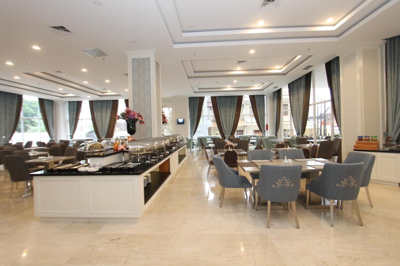 Grand Keisha Yogyakarta Hotel Kejayan Exterior photo