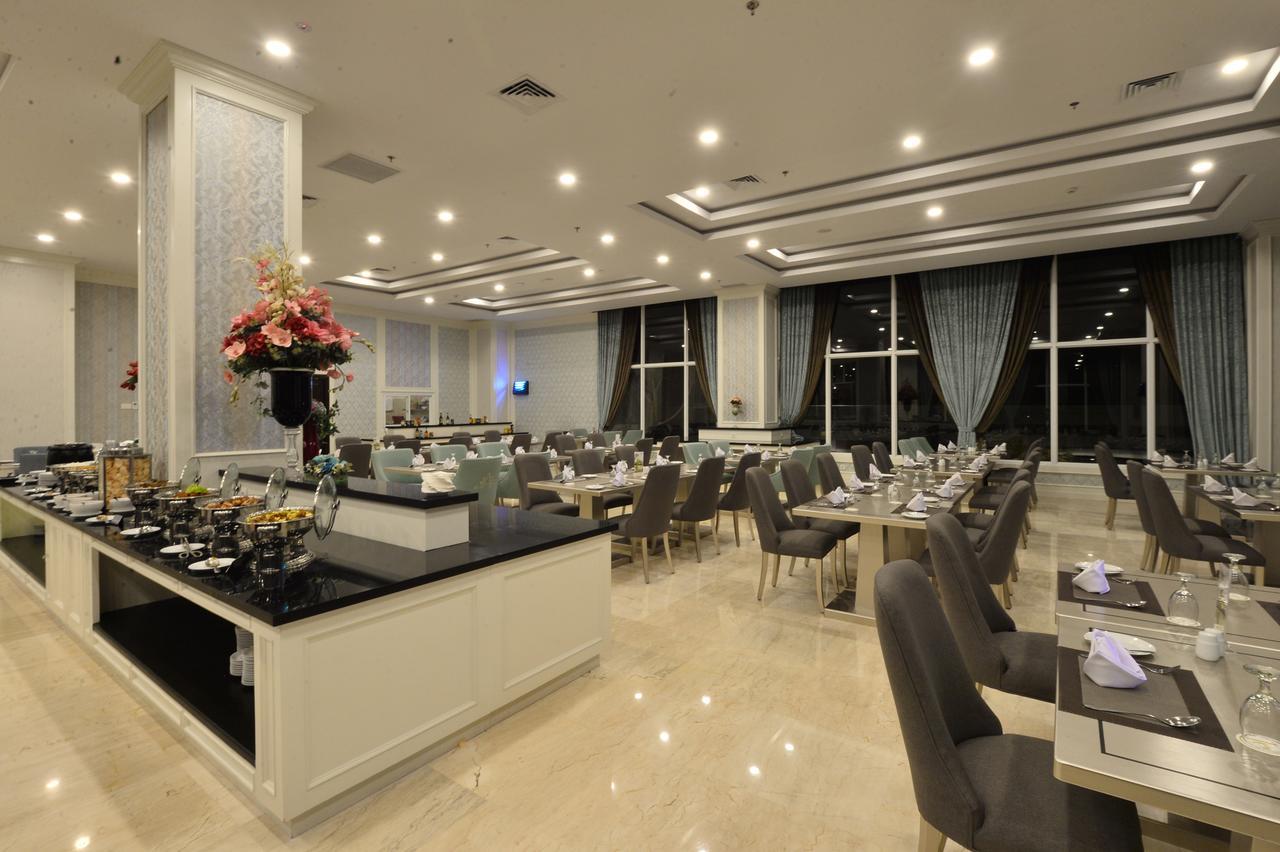 Grand Keisha Yogyakarta Hotel Kejayan Exterior photo